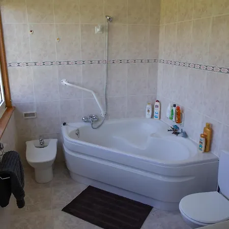 Beachfront Surf & House, Charming & Quiet Дом отдыха Villarrube