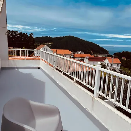 Дом отдыха Beachfront Surf & House, Charming & Quiet Villarrube