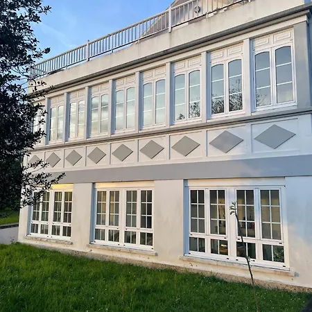 Beachfront Surf & House, Charming & Quiet * Villarrube