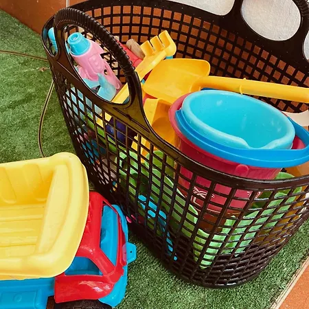 Beachfront Surf & House, Charming & Quiet Casa vacanze *