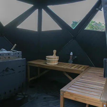 Дом отдыха Beachfront Surf & House, Charming & Quiet *