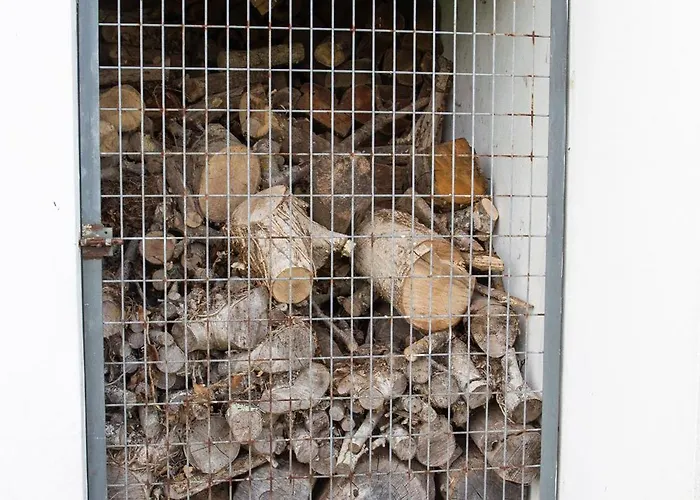 Beachfront Surf & House, Charming & Quiet 別荘 Villarrube