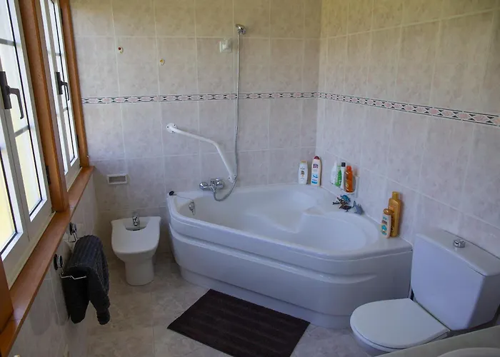 Beachfront Surf & House, Charming & Quiet 別荘 Villarrube