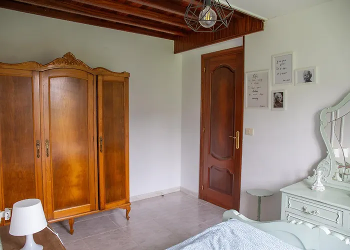 Beachfront Surf & House, Charming & Quiet *