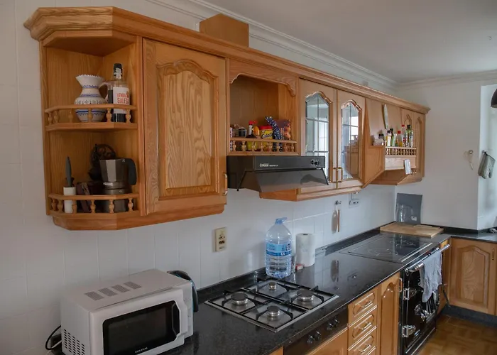 Beachfront Surf & House, Charming & Quiet 別荘