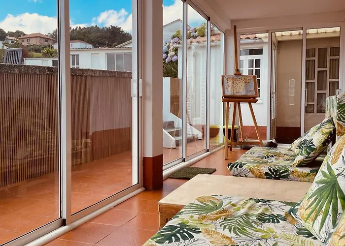 Beachfront Surf & House, Charming & Quiet 別荘 *