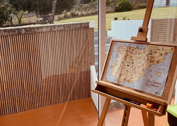 Beachfront Surf & House, Charming & Quiet 別荘 Villarrube