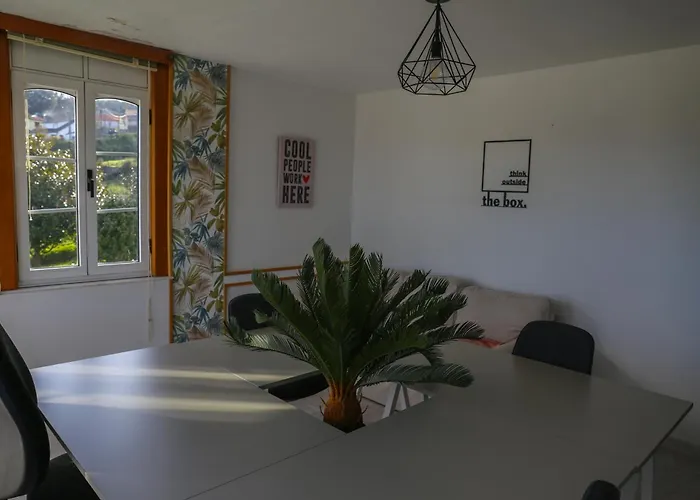 Beachfront Surf & House, Charming & Quiet 別荘 Villarrube